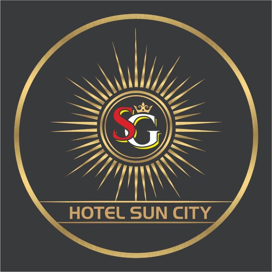 אחמדאבאד Hotel Suncity מראה חיצוני תמונה