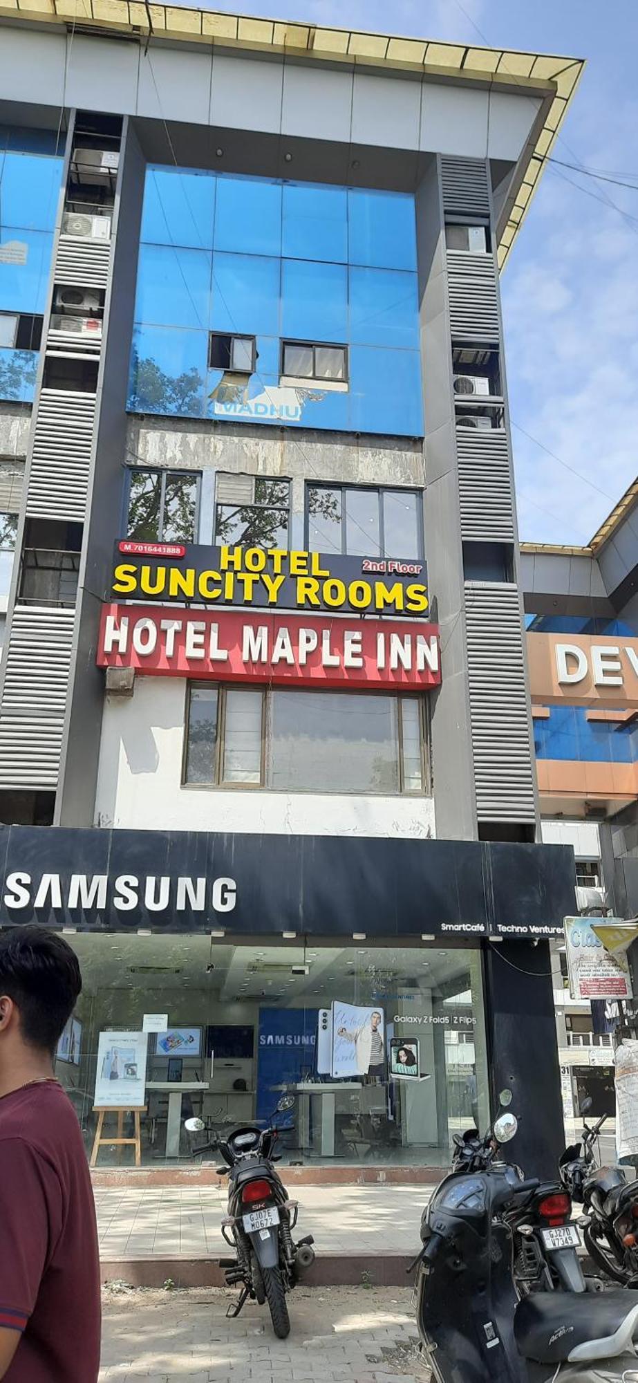 אחמדאבאד Hotel Suncity מראה חיצוני תמונה