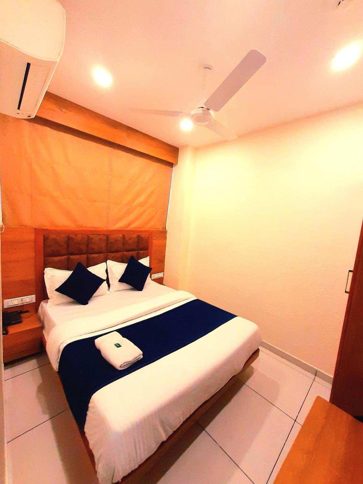אחמדאבאד Hotel Suncity מראה חיצוני תמונה